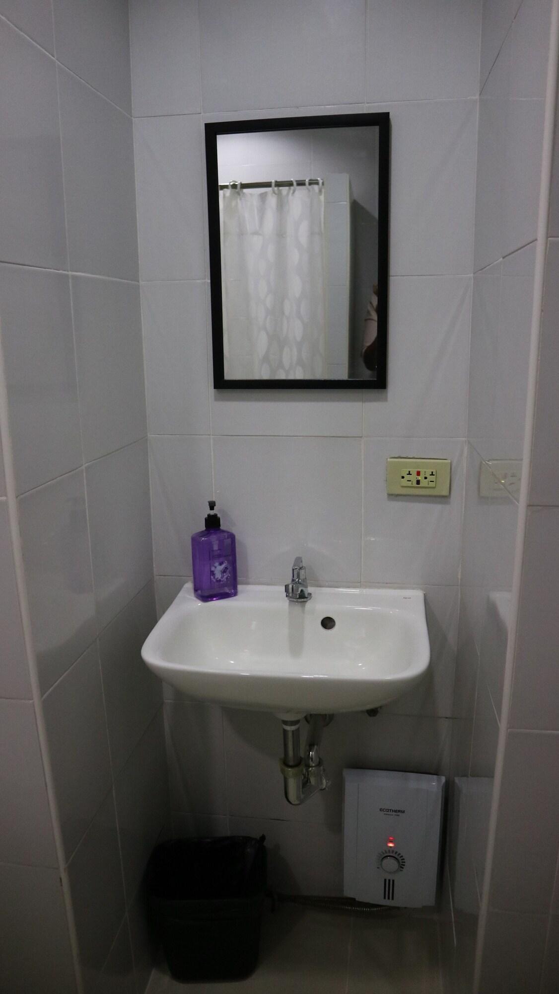 Doniti Suites And Events Place Mandaluyong Luaran gambar