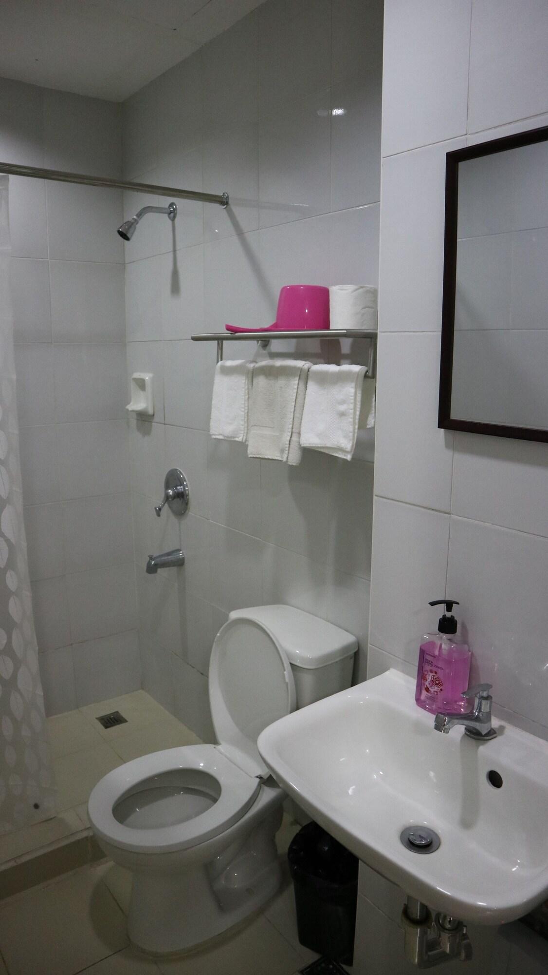 Doniti Suites And Events Place Mandaluyong Luaran gambar